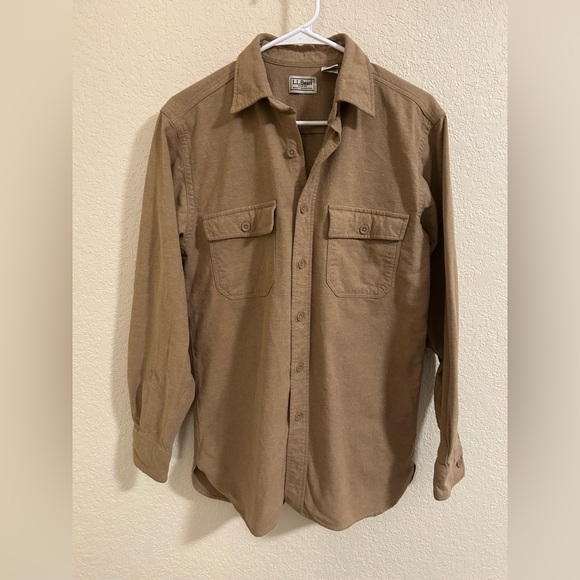 L. L. Bean Men’s Button Down Shirt - Heavy 100% Cotton Material - Size S Small - Picture 1 of 5